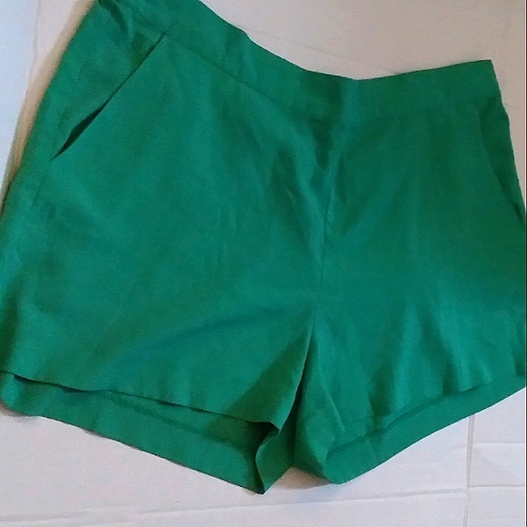 NWOT BP. Women's Plus Size Light Green Lightweight Slip On Shorts XL - Picture 7 of 13